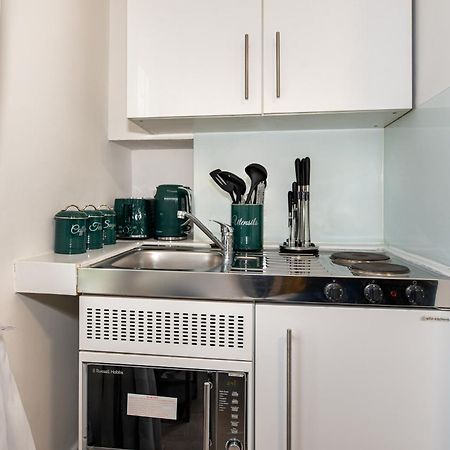 Small And Trendy Studio 3B London Ngoại thất bức ảnh