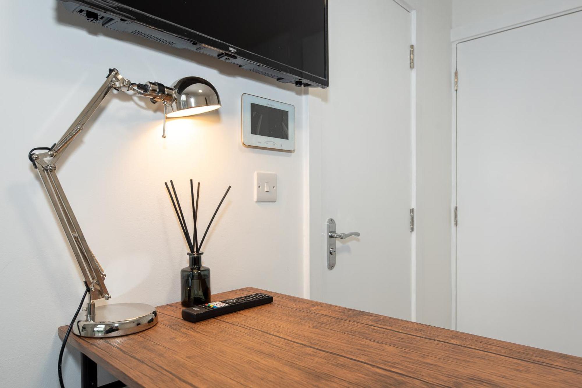 Small And Trendy Studio 3B London Ngoại thất bức ảnh